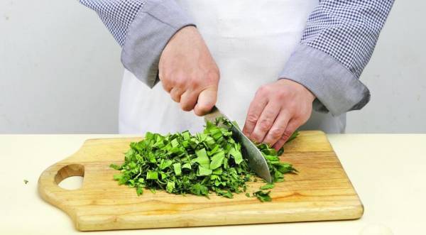 Сырные лепешки с зеленью и мацони, пошаговый рецепт с фото