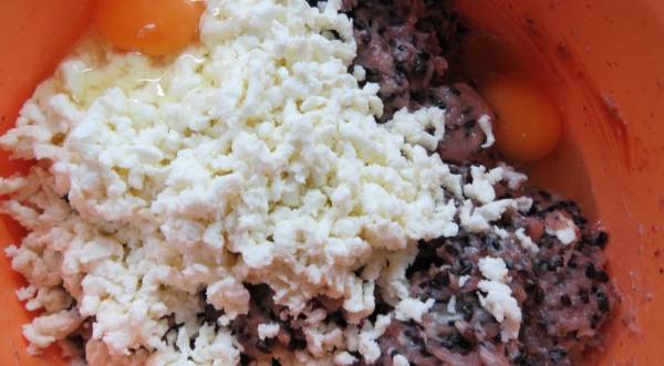 Куриная запеканка с черным рисом, моцареллой и болгарским перцем, пошаговый рецепт с фото