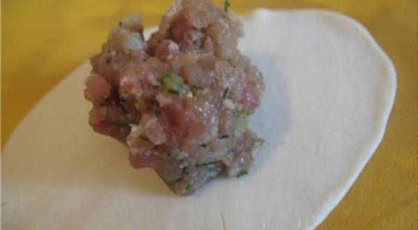Вонтоны с луком и свининой, пошаговый рецепт с фото