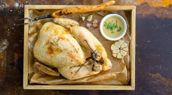 Цыпленок, запеченный   с пряным маслом в прованском стиле, пошаговый рецепт с фото