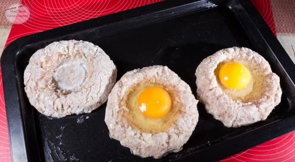 Котлеты из индейки с яйцом, пошаговый рецепт с фото