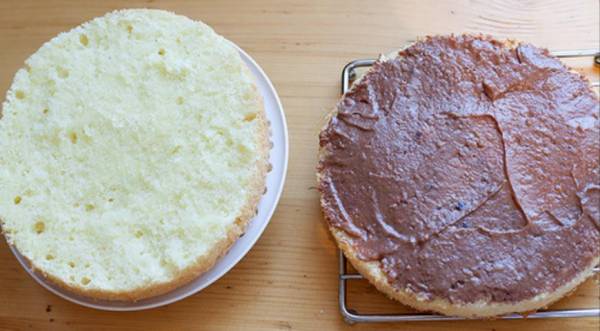 Трюфельный торт с кремом Шарлотт, пошаговый рецепт с фото