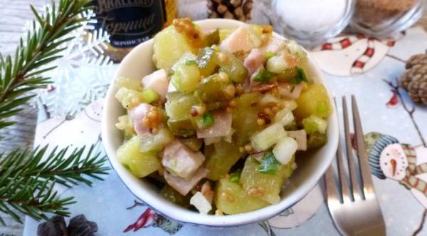 Салат с сельдереем и копченой курицей, пошаговый рецепт с фото