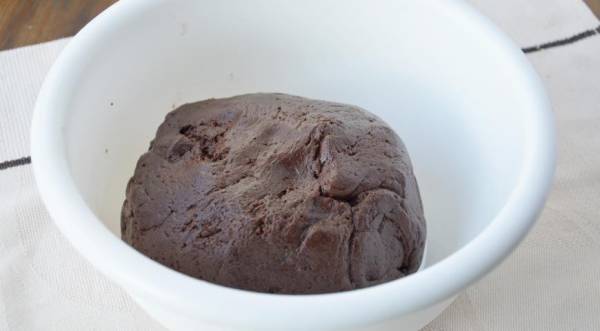 Шоколадный торт со сливочным кремом, пошаговый рецепт с фото