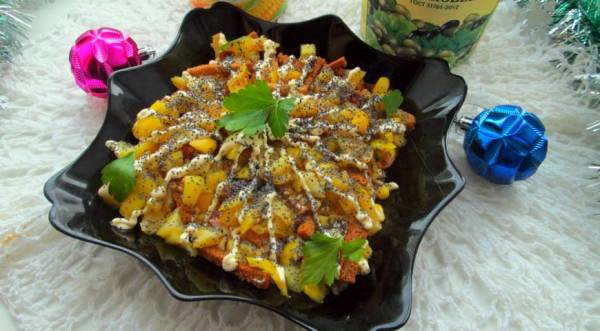 Салат с кукурузой и ветчиной, пошаговый рецепт с фото