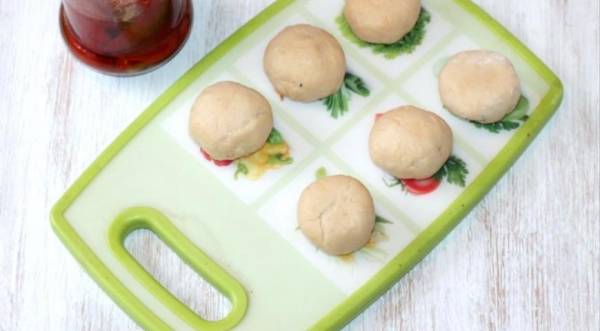 Закусочные пирожки-булочки с вялеными помидорами, пошаговый рецепт с фото